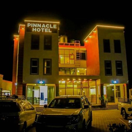 Pinnacle Hotel Mbarara Luaran gambar